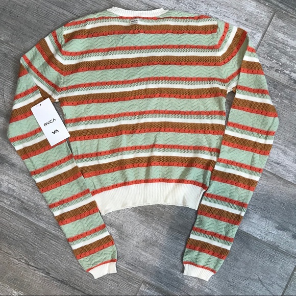 🔥🔥RVCA - ASHELY SMITH SIGNATURE CROP TOP🔥🔥 - Picture 3 of 6